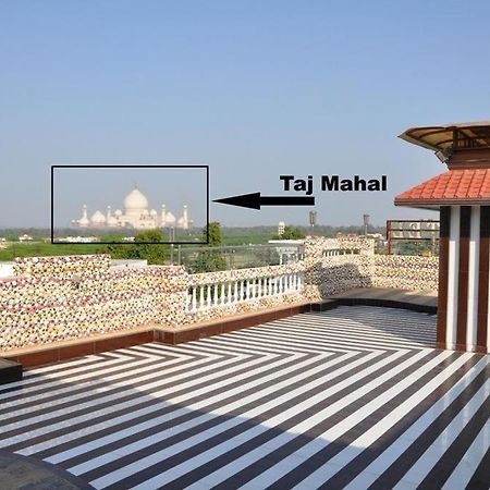 Sun - A Taj View Heritage Hotel Agra  Esterno foto